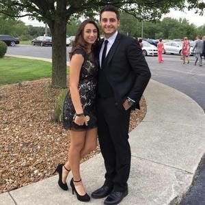 Meet your Posher, Mia